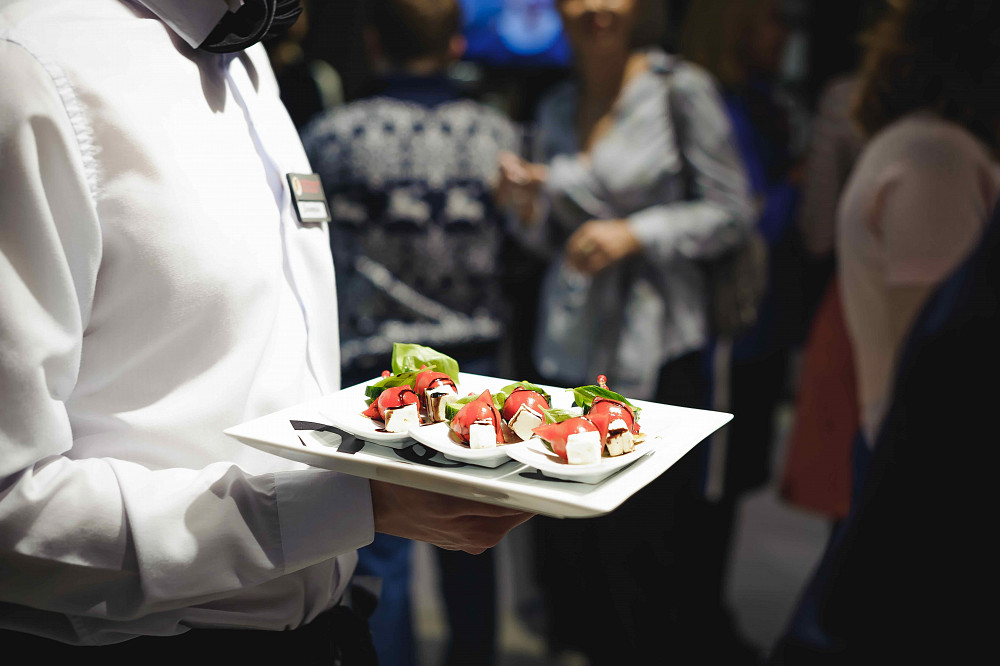 Tourism, serious difficulties due to a lack of seasonal staff