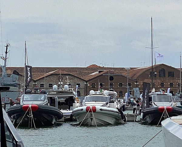 Anvera at Venice Boat Show